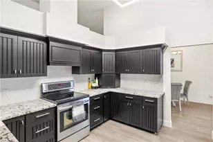 27130 Holly Ln, Bonita Springs, FL 34135 - Photo 7