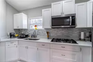 441 22nd St NE, Naples, FL 34120 - Photo 27