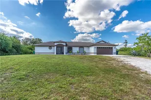 441 22nd St NE, Naples, FL 34120 - Photo 7