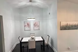 9828 Luna Cir, Naples, FL 34109 - Photo 3