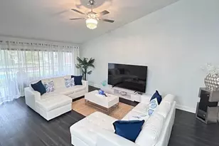 9828 Luna Cir, Naples, FL 34109 - Photo 1