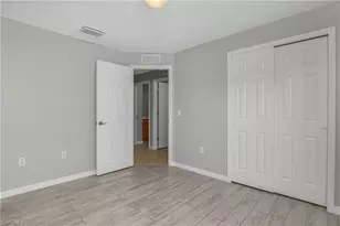 2022 Fairmont Ln, Naples, FL 34120 - Photo 15