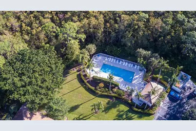 816 Carrick Bend Cir #202, Naples, FL 34110 - Photo 7