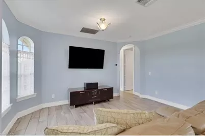 748 41st Ave NW, Naples, FL 34120 - Photo 7
