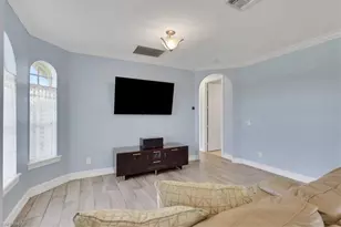 748 41st Ave NW, Naples, FL 34120 - Photo 7