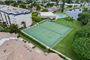 569 Park Shore Dr, Naples, FL 34103 - Photo 35