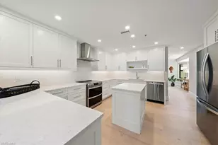 569 Park Shore Dr, Naples, FL 34103 - Photo 17