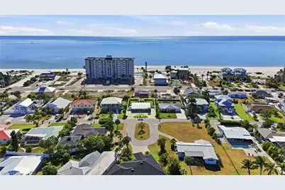 7850 Buccaneer Dr, Fort Myers Beach, FL 33931 - Photo 9