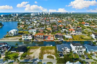 418 Seagull Ave, Naples, FL 34108 - Photo 13