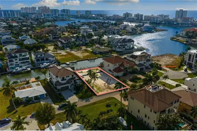 418 Seagull Ave, Naples, FL 34108 - Photo 7