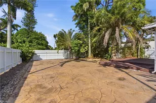 1235 Rordon Ave, Naples, FL 34103 - Photo 33