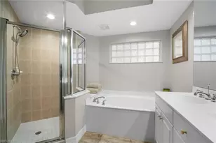 300 Dunes Blvd, Naples, FL 34110 - Photo 29