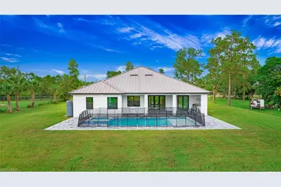 3660 4th Ave NE, Naples, FL 34120 - Photo 35