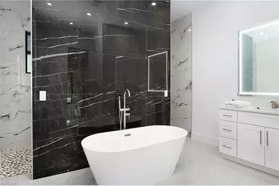 3660 4th Ave NE, Naples, FL 34120 - Photo 11