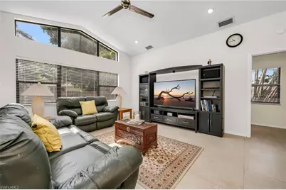 28200 Winthrop Cir, Bonita Springs, FL 34134 - Photo 7