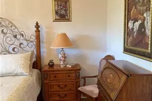 685 Windsor Sq, Naples, FL 34104 - Photo 21