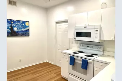 685 Windsor Sq #101, Naples, FL 34104 - Photo 31