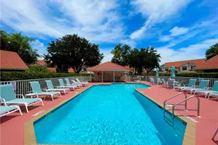 685 Windsor Sq, Naples, FL 34104 - Photo 5