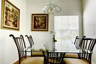 685 Windsor Sq, Naples, FL 34104 - Photo 13