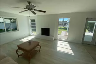 22 Constitution Dr, Naples, FL 34112 - Photo 17