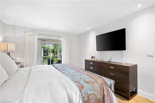 3200 Binnacle Dr, Naples, FL 34103 - Photo 23