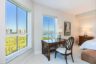 295 Grande Way, Naples, FL 34110 - Photo 15