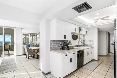 11116 Gulf Shore Dr #B-904, Naples, FL 34108 - Photo 11