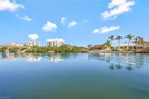 11116 Gulf Shore Dr, Naples, FL 34108 - Photo 31