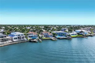 1942 Kingfish Rd, Naples, FL 34102 - Photo 45