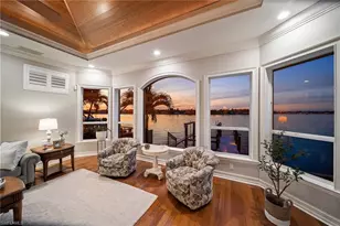 1942 Kingfish Rd, Naples, FL 34102 - Photo 11