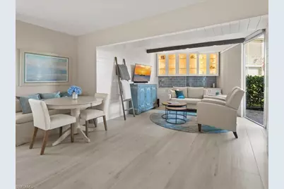 1568 Gulf Shore Blvd N #4, Naples, FL 34102 - Photo 5