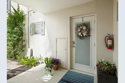 1568 Gulf Shore Blvd N #4, Naples, FL 34102 - Photo 17