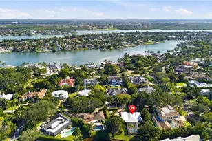 2700 Lantern Ln, Naples, FL 34102 - Photo 47