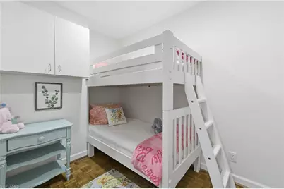 2700 Lantern Ln, Naples, FL 34102 - Photo 9