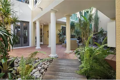 1160 Clam Ct #3, Naples, FL 34102 - Photo 5