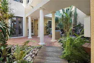 1160 Clam Ct, Naples, FL 34102 - Photo 5