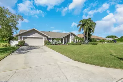 369 Hidden Valley Dr, Naples, FL 34113 - Photo 49