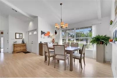 369 Hidden Valley Dr, Naples, FL 34113 - Photo 5