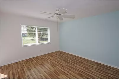 13 High Point Cir N #209, Naples, FL 34103 - Photo 7