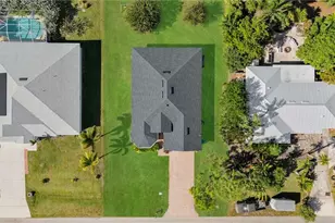 506 NW Juanita Ct, Cape Coral, FL 33993 - Photo 27