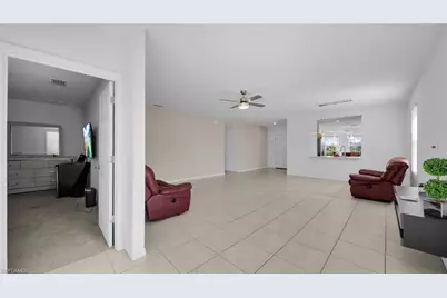 506 NW Juanita Ct, Cape Coral, FL 33993 - Photo 7