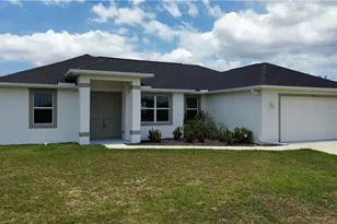 1316 NE 1st Pl, Cape Coral, FL 33909 - Photo 3
