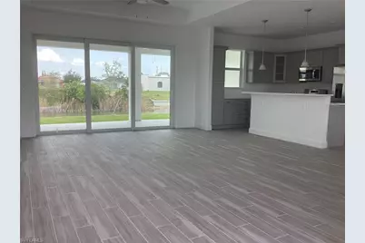 1316 NE 1st Pl, Cape Coral, FL 33909 - Photo 9