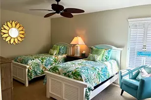 913 Carrick Bend Cir, Naples, FL 34110 - Photo 23