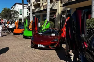 913 Carrick Bend Cir, Naples, FL 34110 - Photo 41