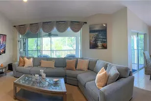 913 Carrick Bend Cir, Naples, FL 34110 - Photo 5