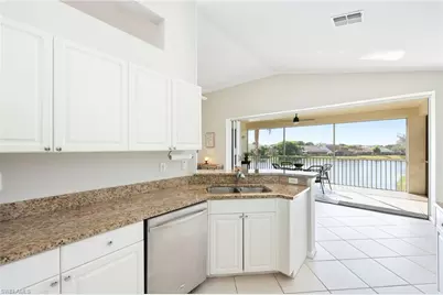7828 Gardner Dr #5-202, Naples, FL 34109 - Photo 9