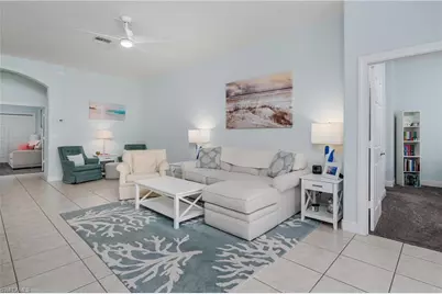817 Vistana Cir, Naples, FL 34119 - Photo 11