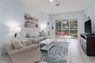 817 Vistana Cir, Naples, FL 34119 - Photo 13