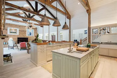 461 16th Ave S, Naples, FL 34102 - Photo 7